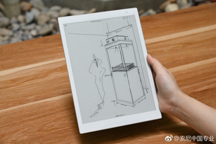 索尼电子纸DPT-CP1图赏：纯白配色，纤薄如纸